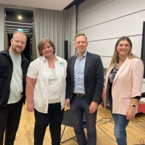 Podiumsdiskussion mit Andy Schreck, Oliver Nickel, Celine Pellmont und mir